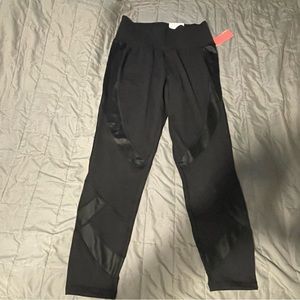 BNWT black leggings lane bryant Livi active 10/12